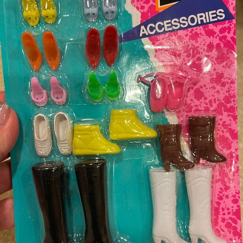 Young & Lovely 1995 Barbie Shoes Rare